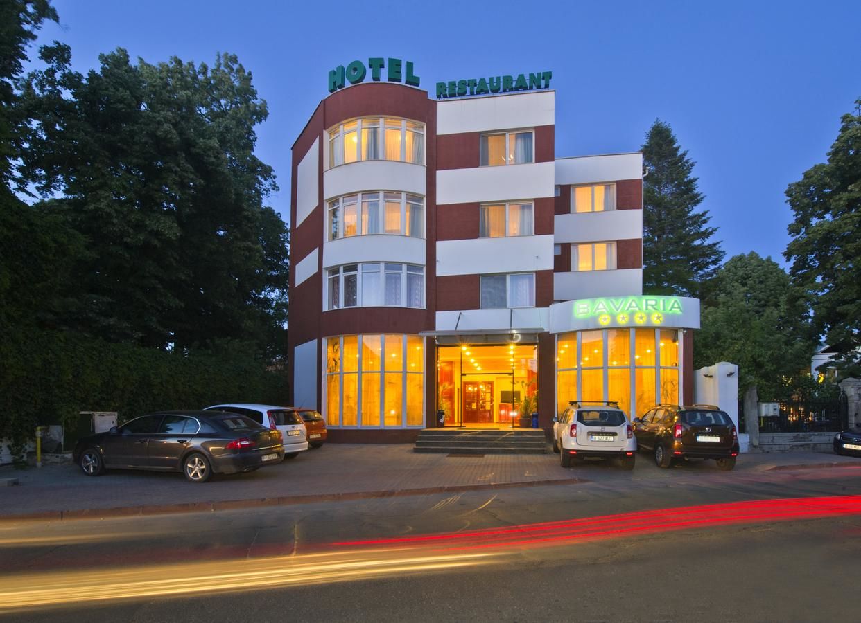 Отель Hotel Bavaria Крайова-4